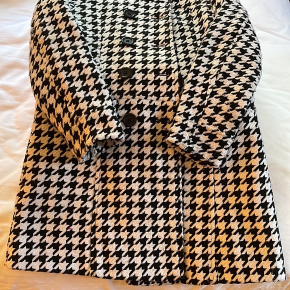 COPY - Girls coat - Picture 2 of 8